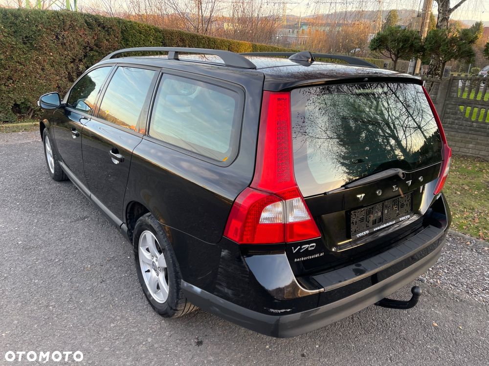 Volvo V70 2.4D Kinetic - 4