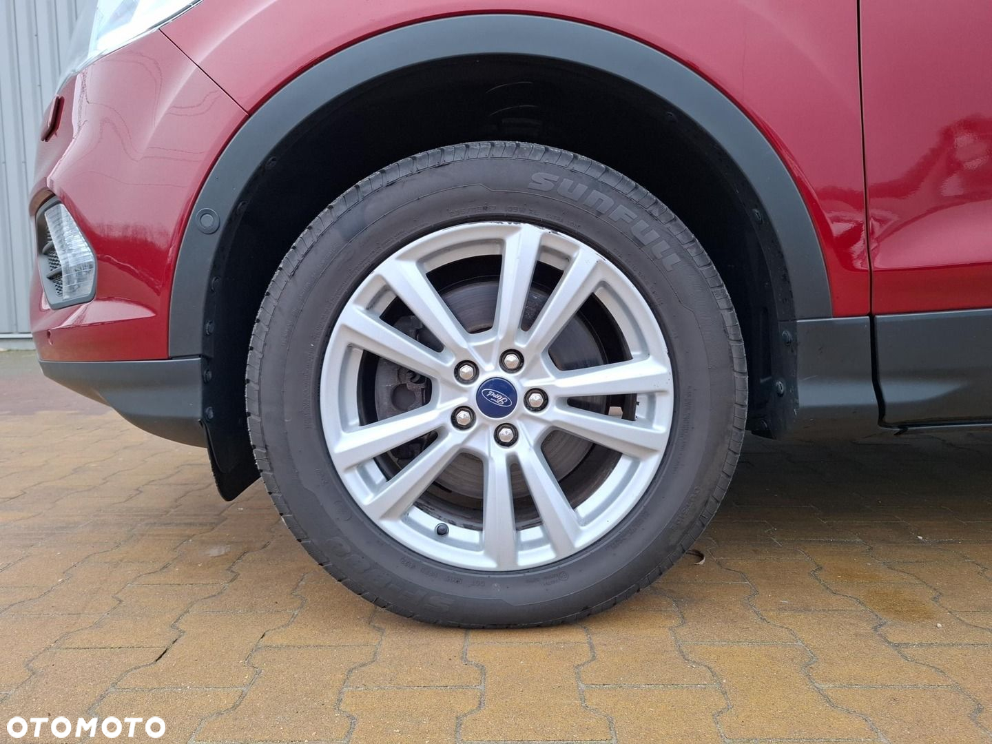 Ford Kuga - 23