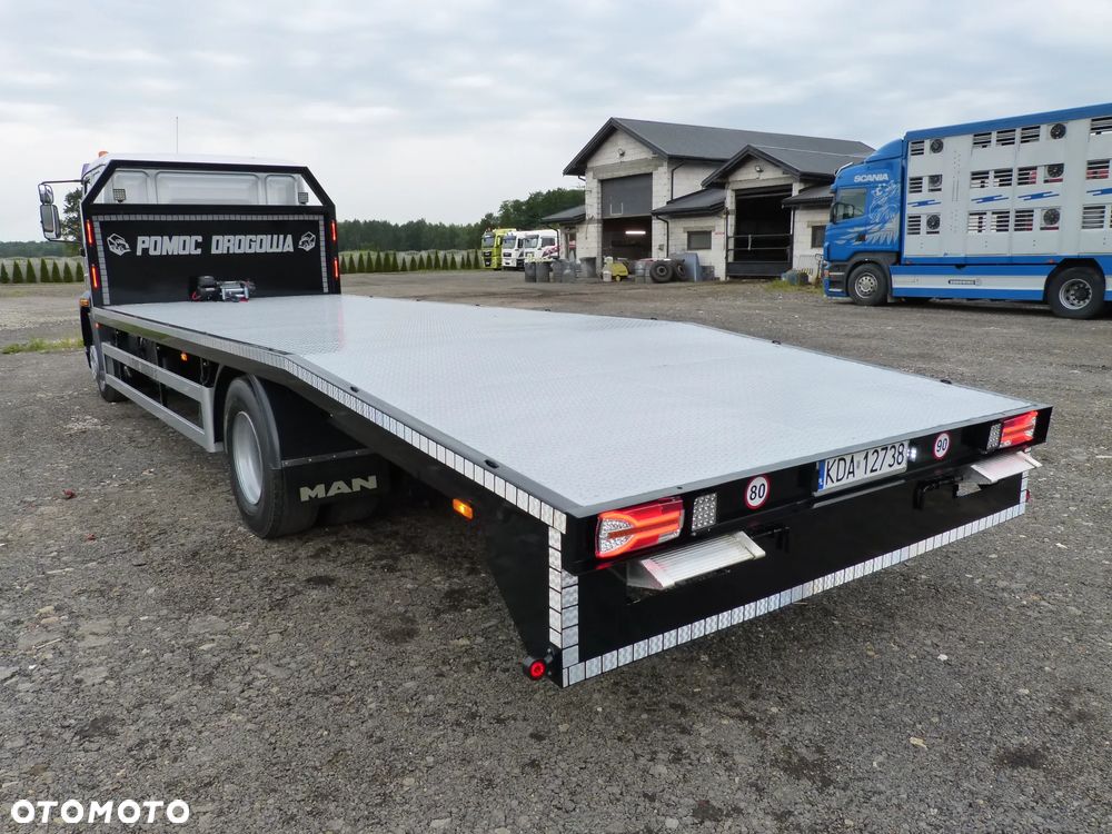 MAN LE 15.280 POMOC DROGOWA / AUTOLAWETA / SPECJALNY / DMC 15.000 KG / ŁADOWNOŚĆ 9.000 KG / PODUSZKI / DŁ.7.70 M - 9