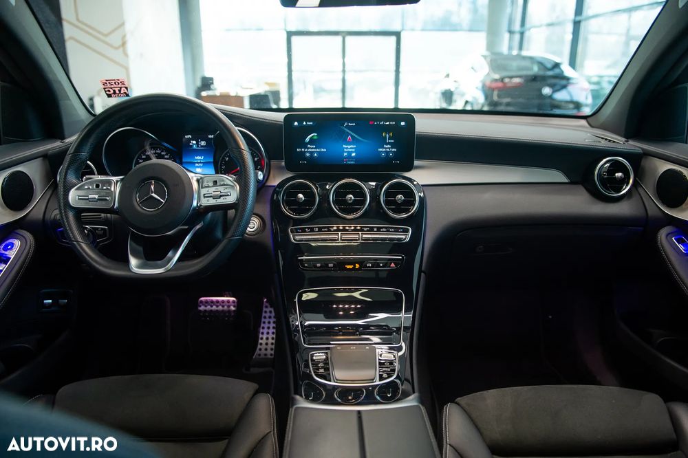 Mercedes-Benz GLC Coupe 300 e 4MATIC - 19