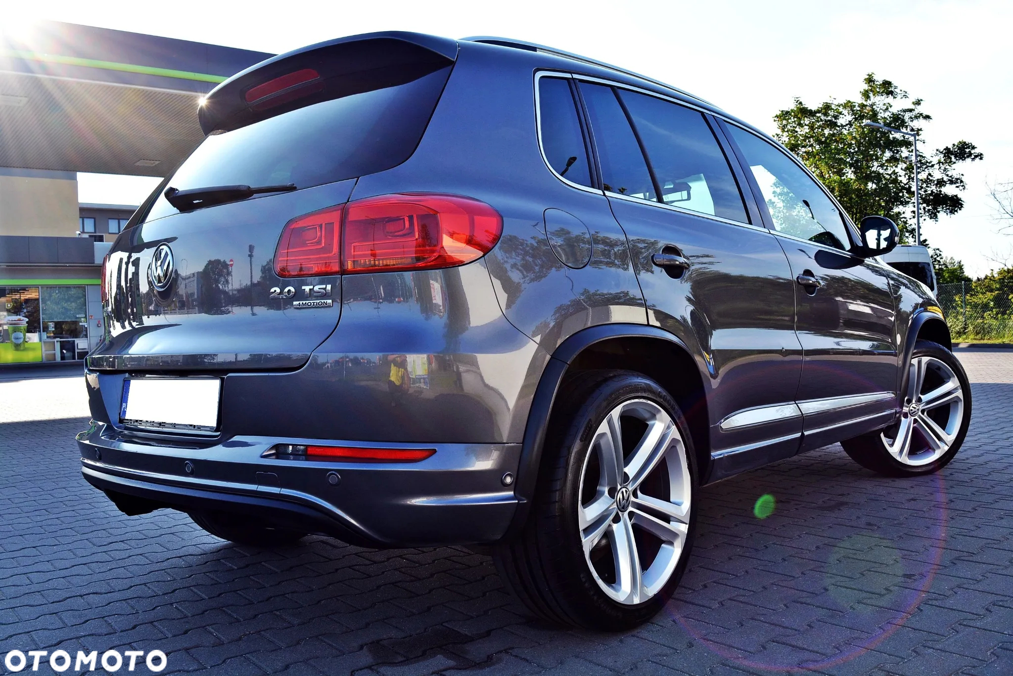 Volkswagen Tiguan 2.0 TSI 4Mot R-Style DSG - 4