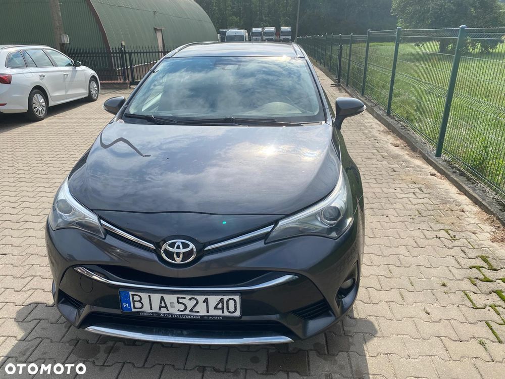 Toyota Avensis 2.0 D-4D Prestige - 5