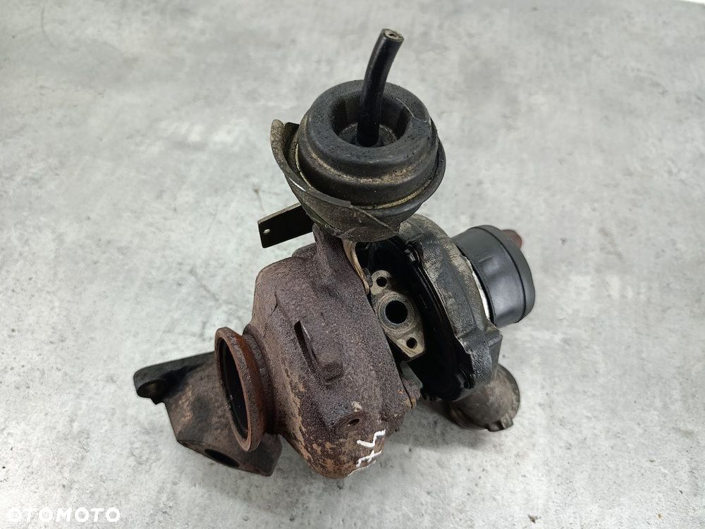 TURBINA Z KOLEKTOREM OPEL VECTRA C 55196766 1.9 CDTI - 3