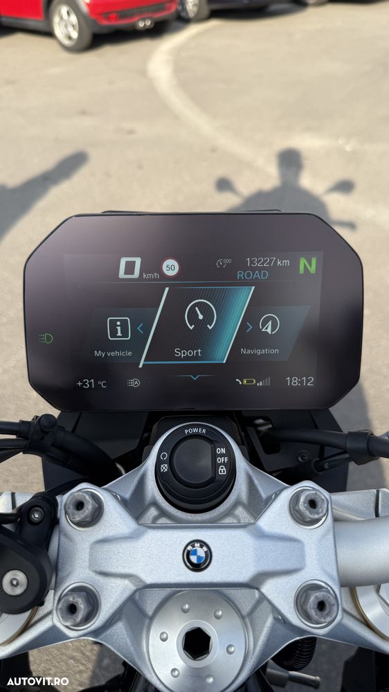 BMW F900R - 6