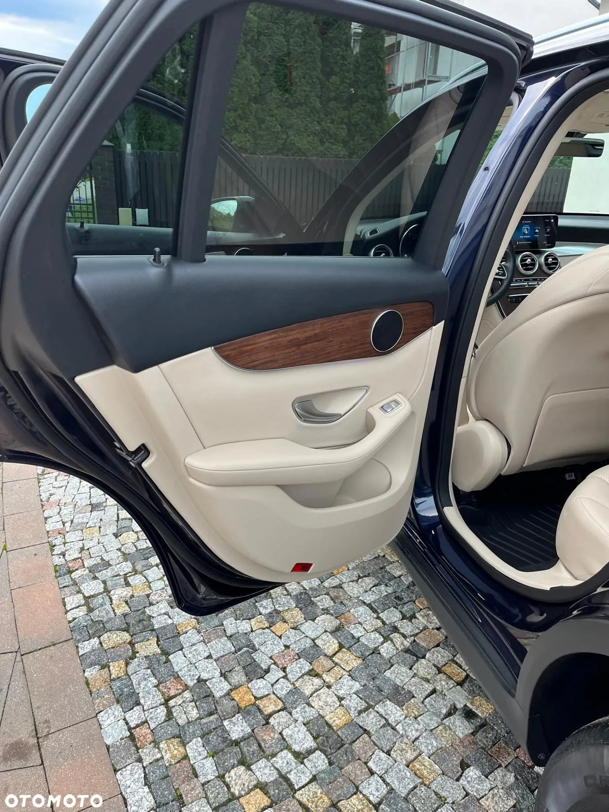 Mercedes-Benz GLC 300 4Matic 9G-TRONIC - 21