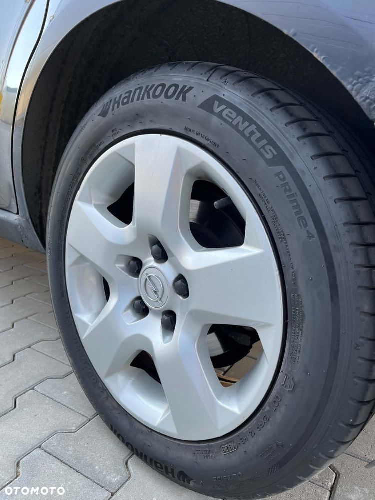 Opel Zafira 1.9 CDTI - 18