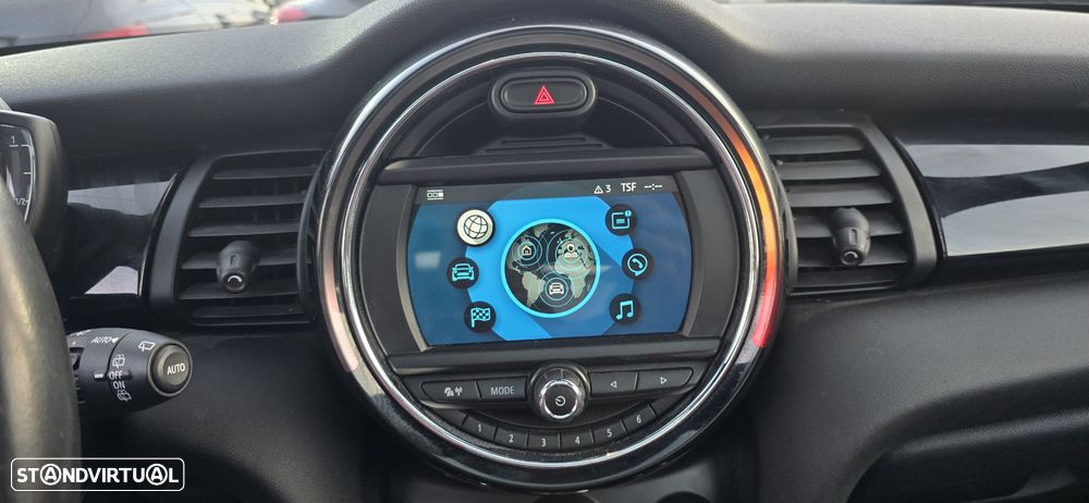 MINI 3 Portas Cooper Aut. - 18