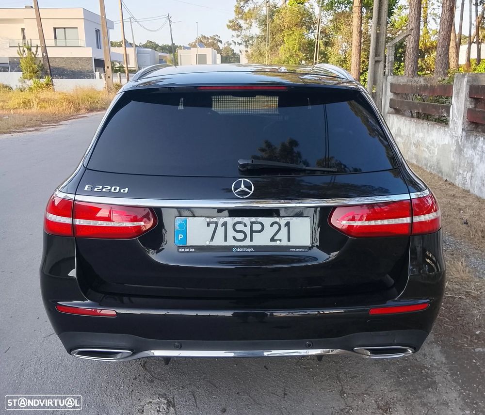 Mercedes-Benz E 220 d AMG - 29