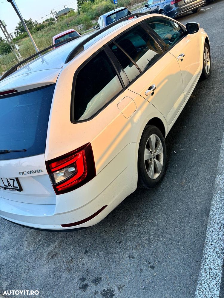 Skoda Octavia 1.6 TDI Style - 5