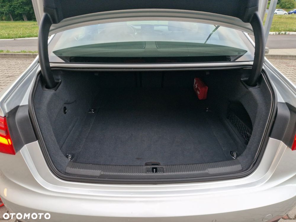 Audi A6 Limousine 2.0 TDI Multitronic - 12