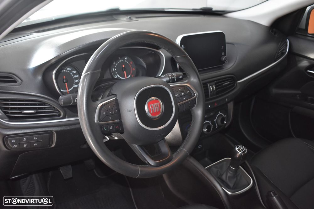 Fiat Tipo 1.3 M-Jet Lounge - 25