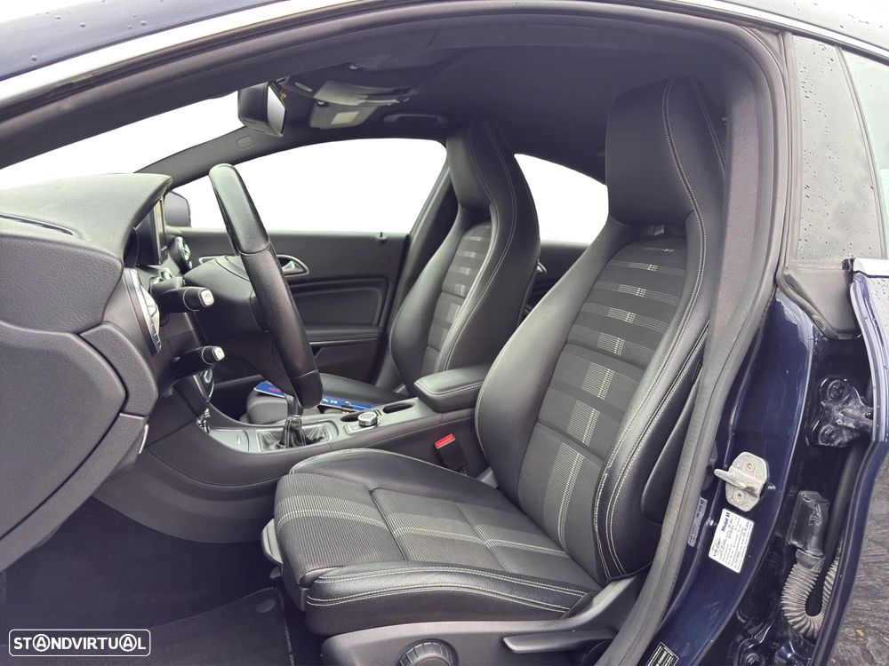 Mercedes-Benz CLA 180 d Urban - 11