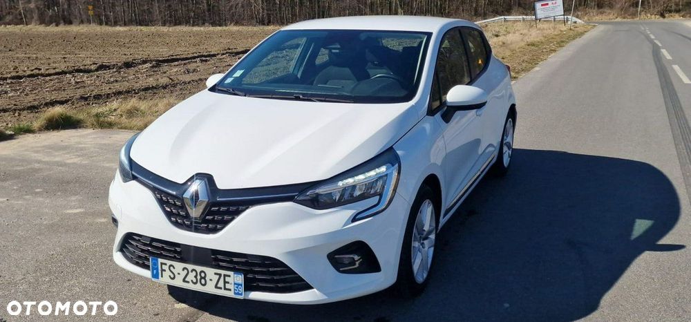 Renault Clio - 22