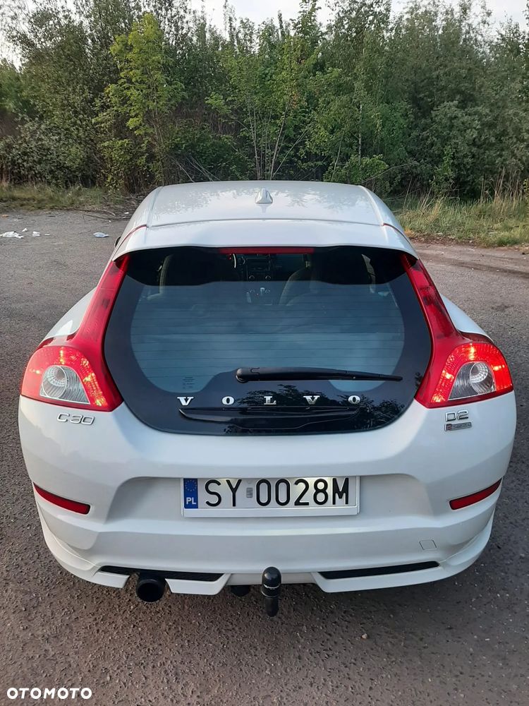 Volvo C30 D2 R-Design - 4