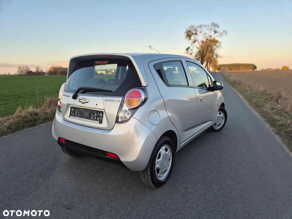Chevrolet Spark 1.0 LS - 4