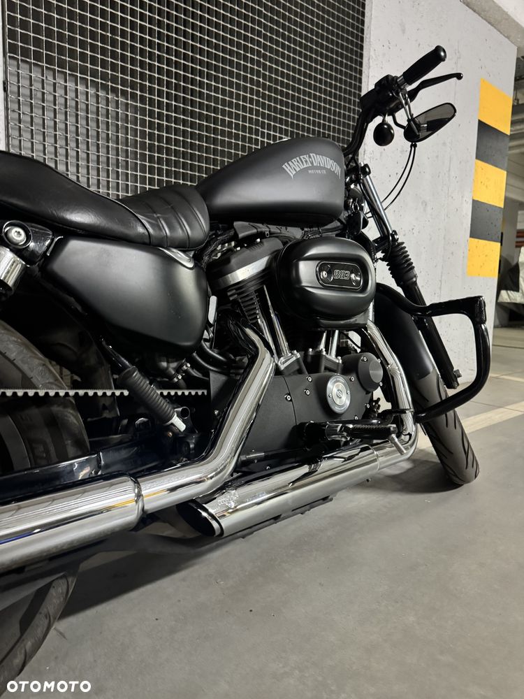 Harley-Davidson Sportster Iron 883 - 8