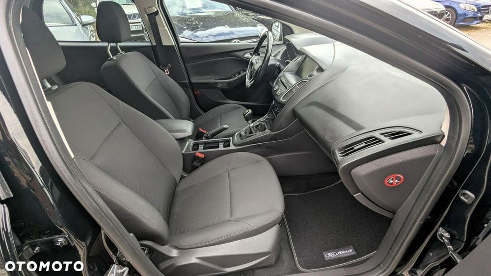Ford Focus - 20