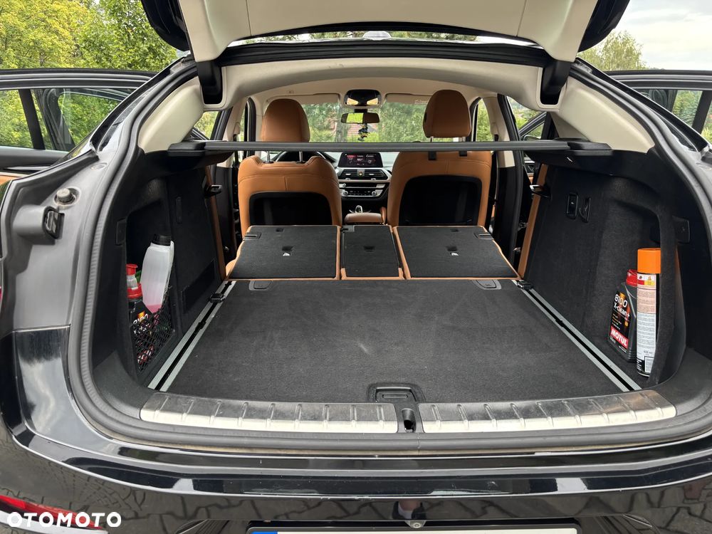 BMW X4 xDrive20d xLine sport - 10