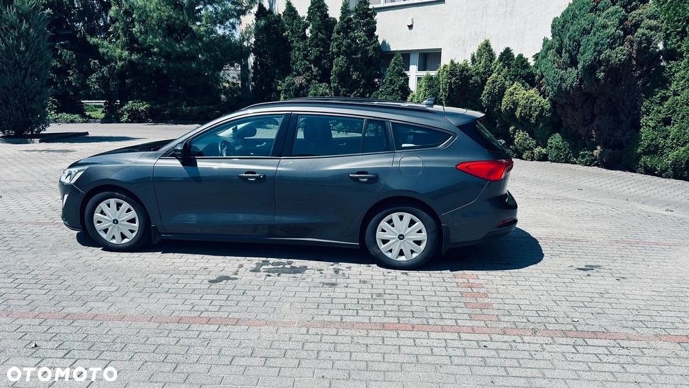 Ford Focus 1.0 EcoBoost Trend Edition - 18