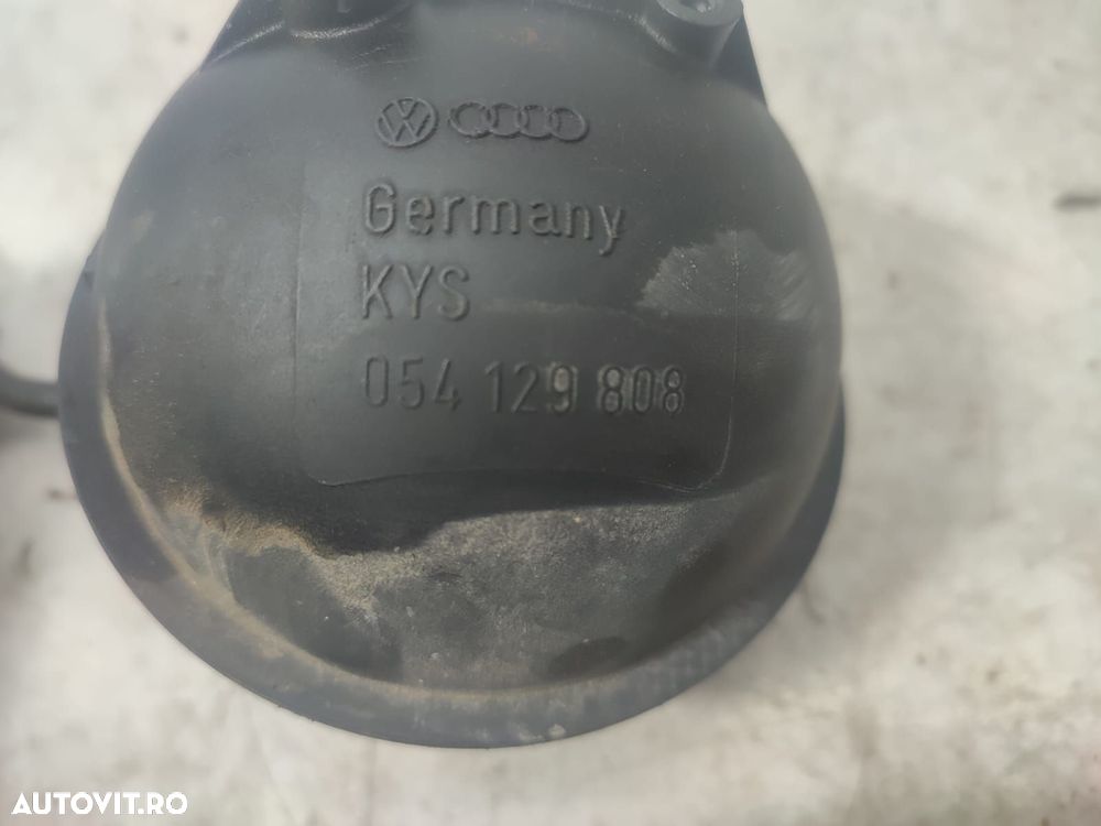 Rezervor vacuum 1.9 2.0 tdi  054129808 Skoda Superb 1 [2001 - 2006] - 3