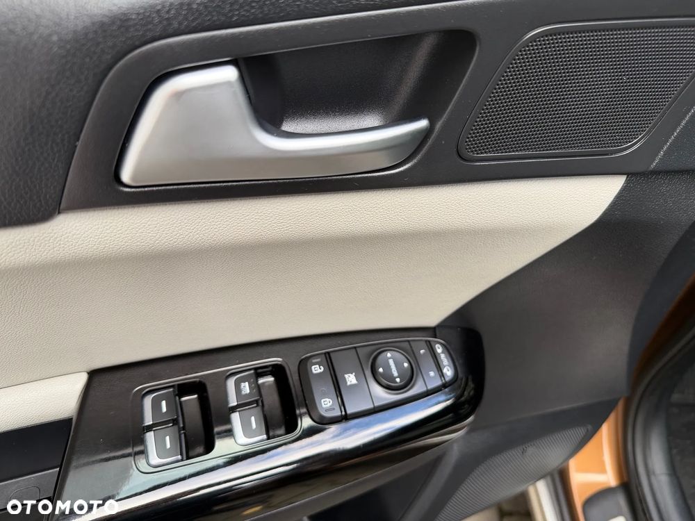 Kia Sportage 1.6 T-GDI AWD DCT GT LINE - 10