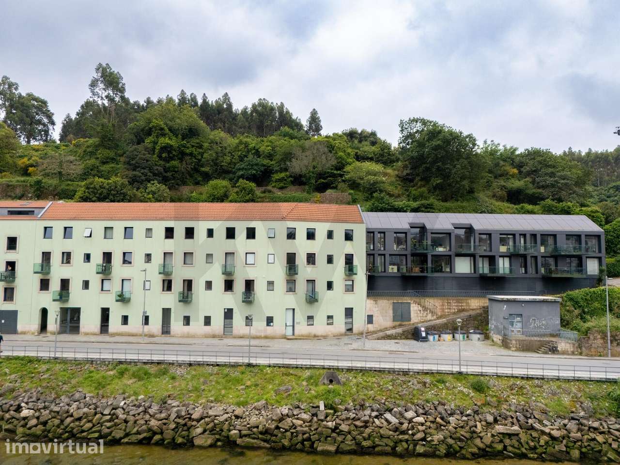 Apartamento T4 com varanda em Santa Marinha, Vila Nova de Gaia - Grande imagem: 3/41