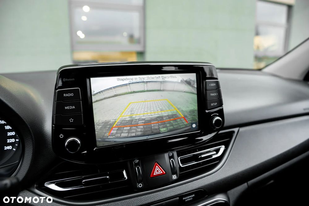 Hyundai i30 1.5 T-GDI 48V Premium DCT - 32