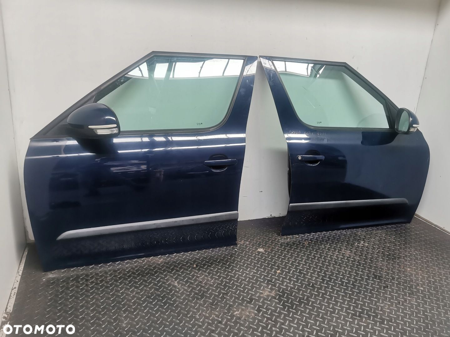 DRZWI PRAWY PRZÓD SKODA YETI 4711 09- - 3