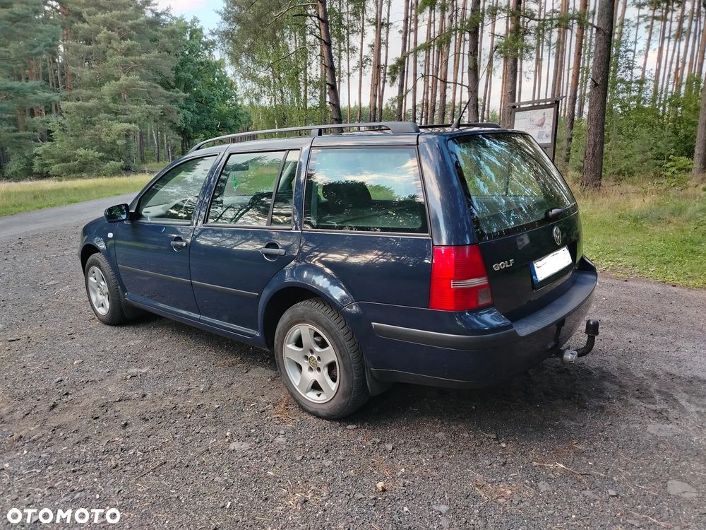 Volkswagen Golf - 3