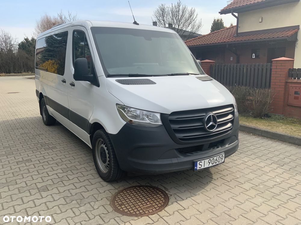 Mercedes-Benz Sprinter - 2