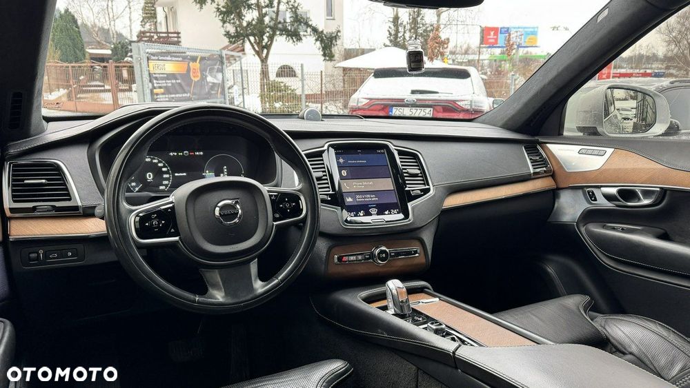 Volvo XC 90 - 8