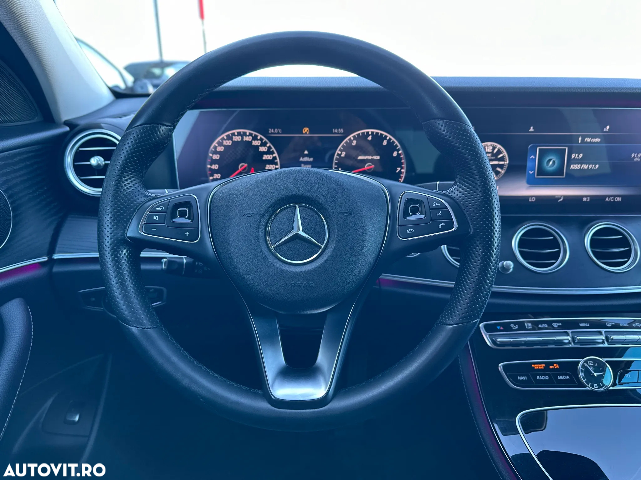 Mercedes-Benz E - 17
