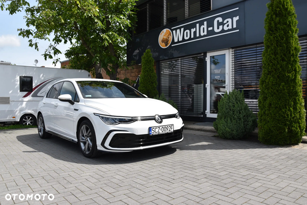 Volkswagen Golf VIII 1.5 TSI EVO R-Line