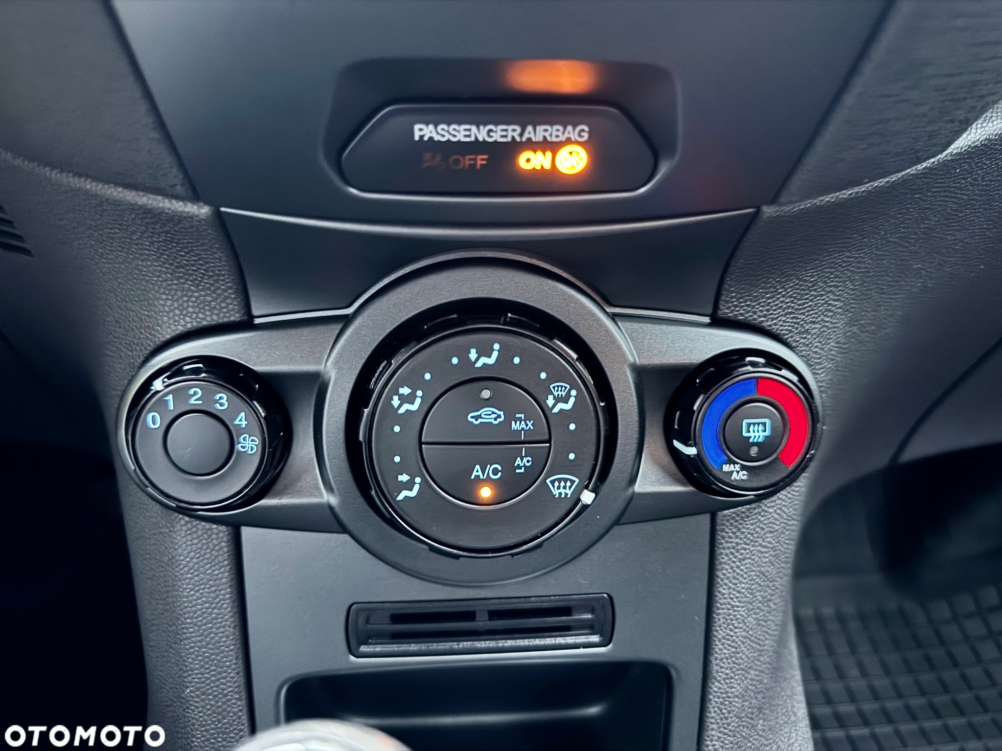 Ford Fiesta - 16