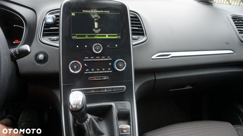 Renault Scenic - 14