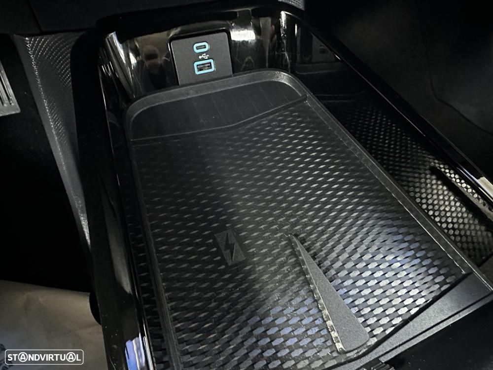 Ford Mustang Mach-E Standard - 39