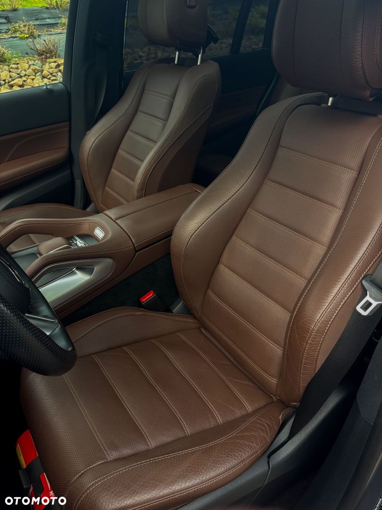 Mercedes-Benz GLS - 17