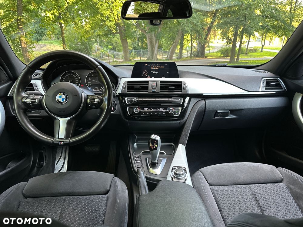 BMW Seria 3 318d M Sport Shadow - 13