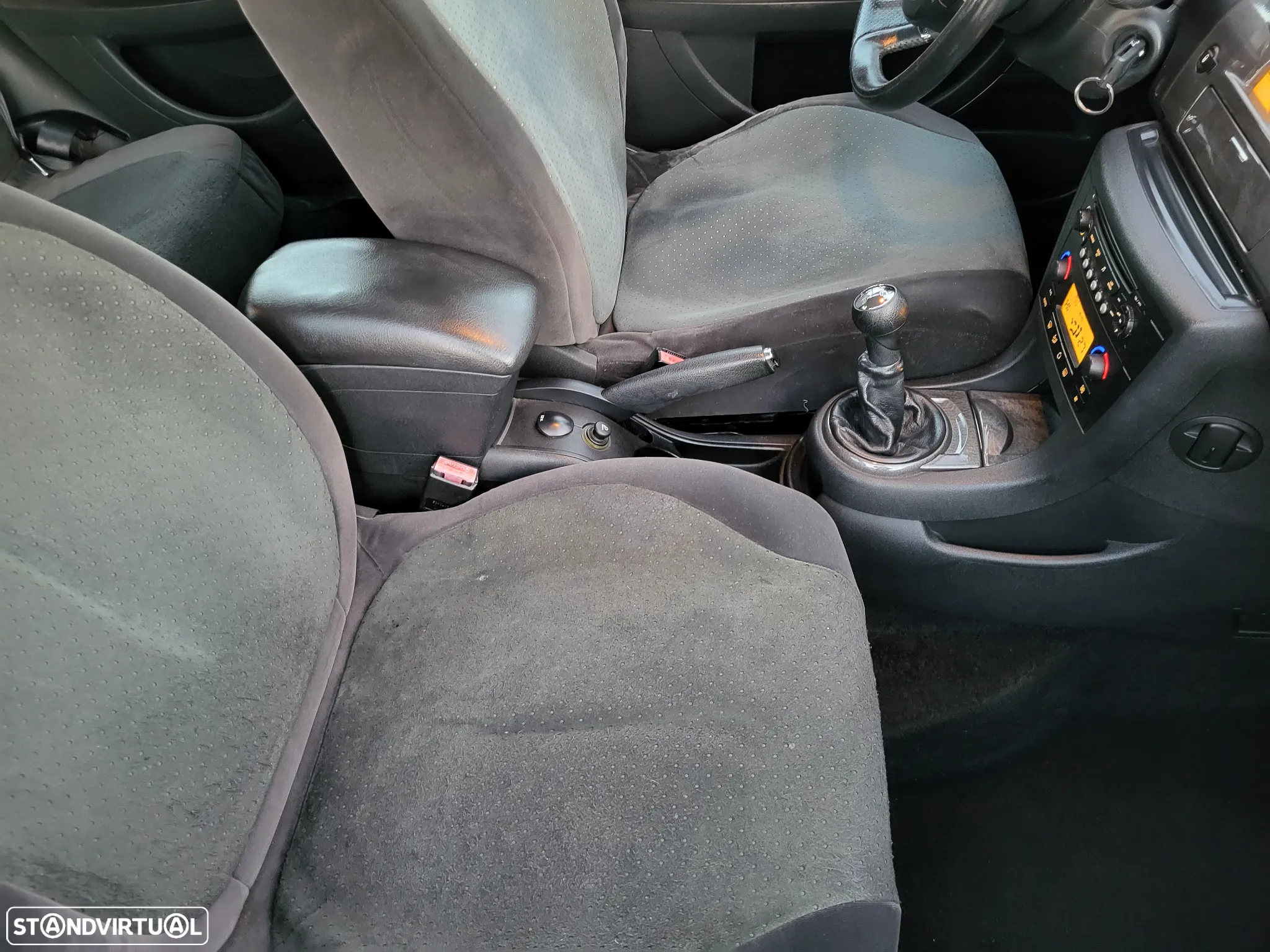 Citroën C4 1.6 HDi 110 VTR Pack - 20