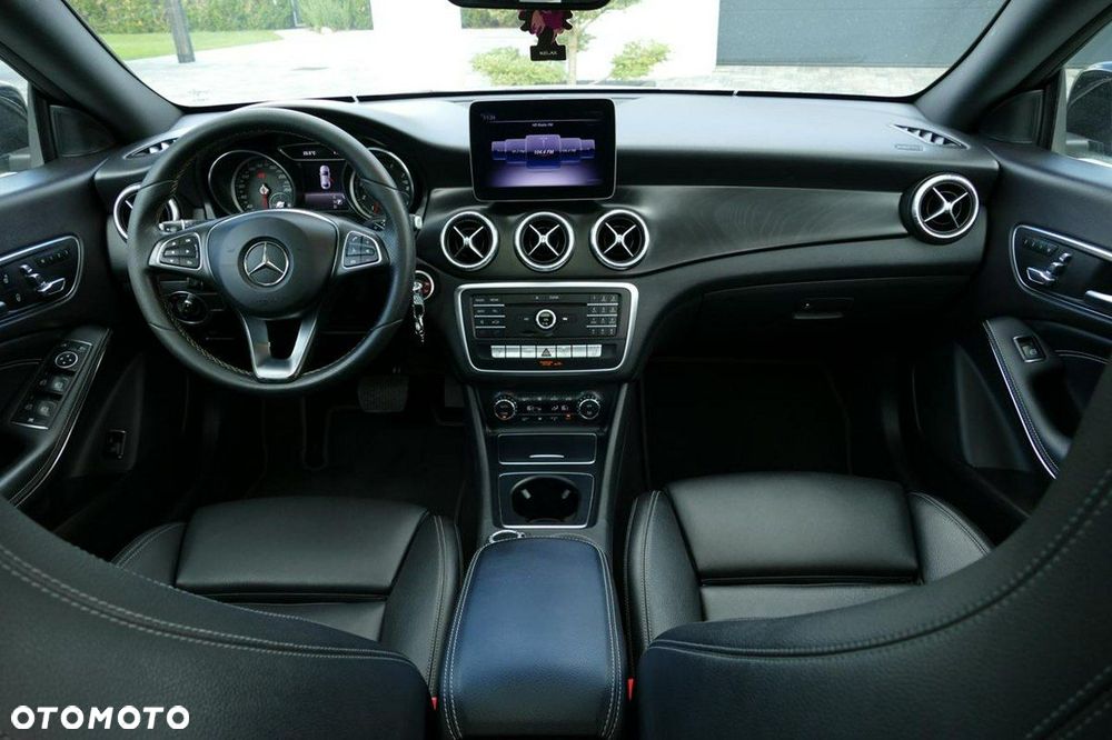Mercedes-Benz CLA - 6