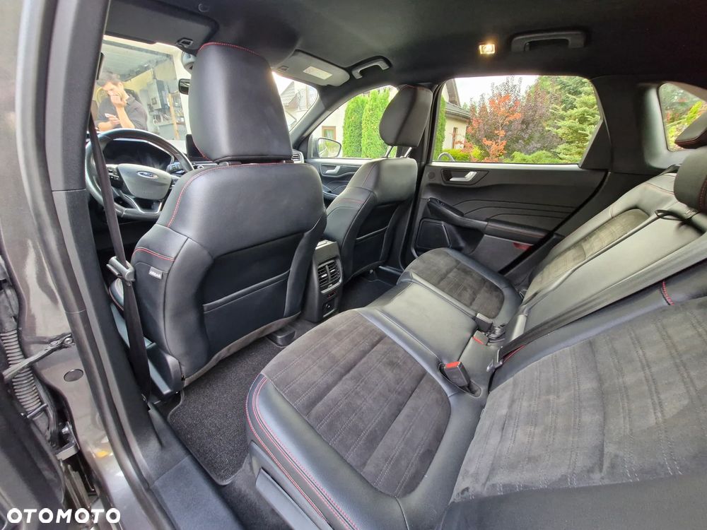 Ford Kuga 2.5P PHEV FWD ST-Line - 11