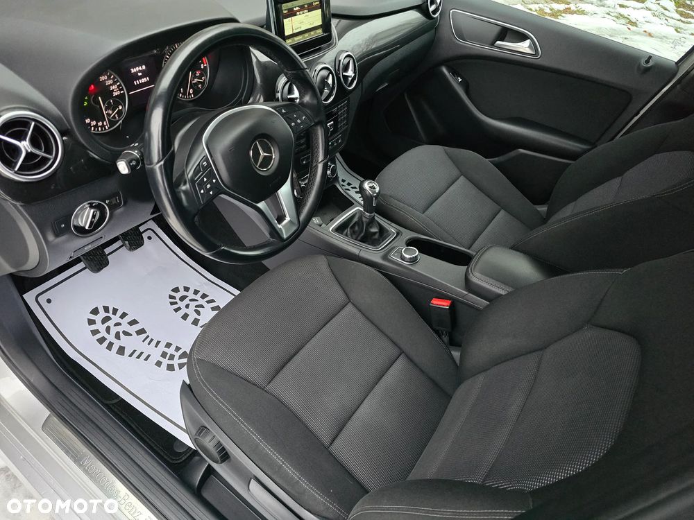 Mercedes-Benz Klasa B 180 (BlueEFFICIENCY) - 13