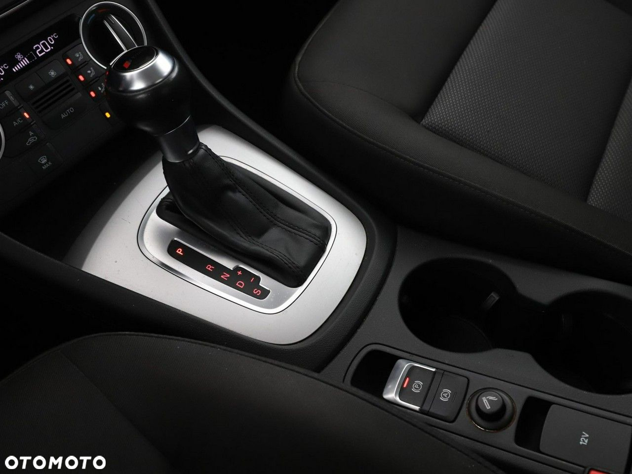 Audi Q3 2.0 TDI Quattro S tronic - 28