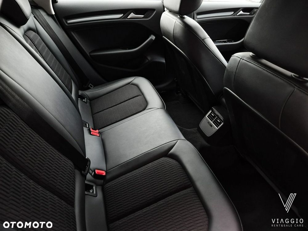 Audi A3 Sportback 2.0 TDI Ambiente S tronic - 17