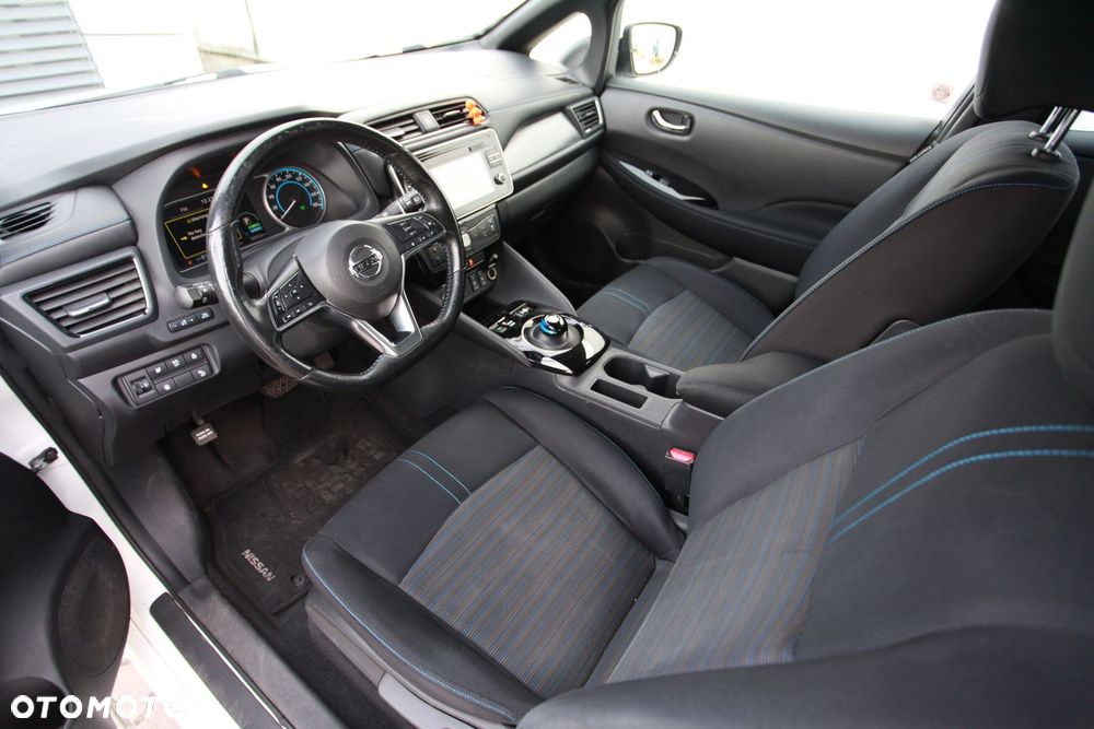 Nissan Leaf 40kWh Acenta (6.6 kW) - 12