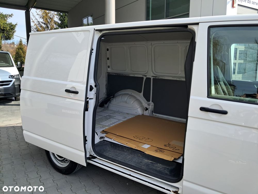 Volkswagen Transporter - 16