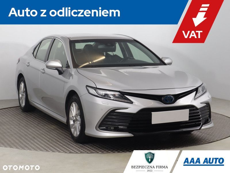 Toyota Camry - 2