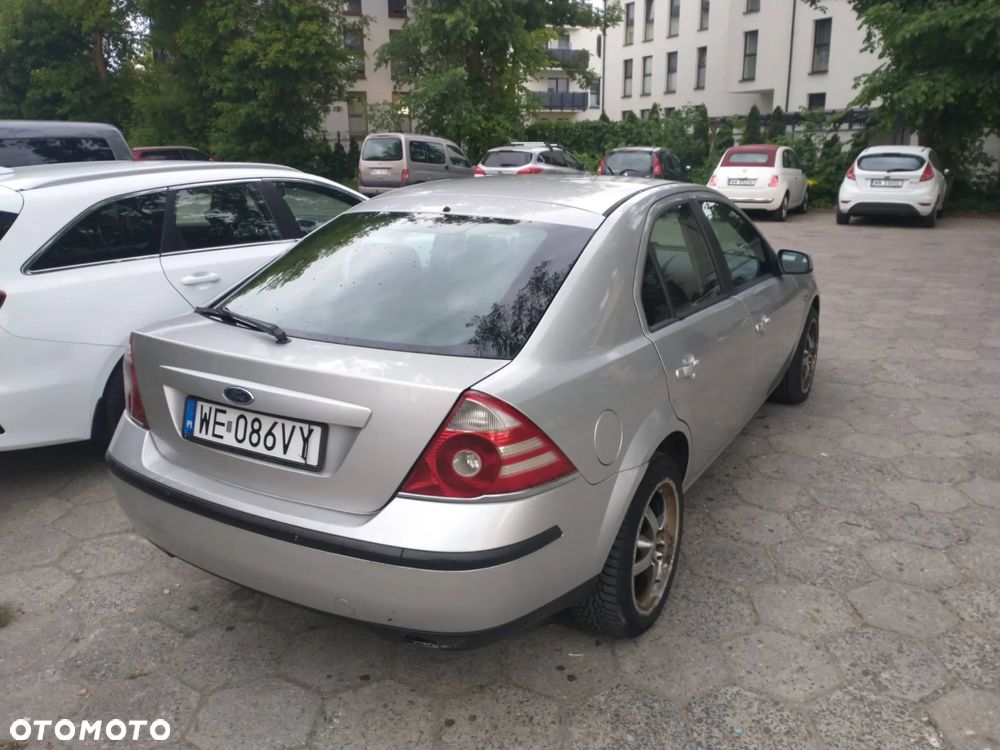 Ford Mondeo 2.0 TDCi Ghia - 3