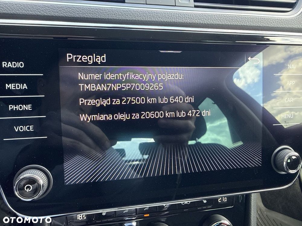 Skoda Superb 1.5 TSI Ambition DSG - 27