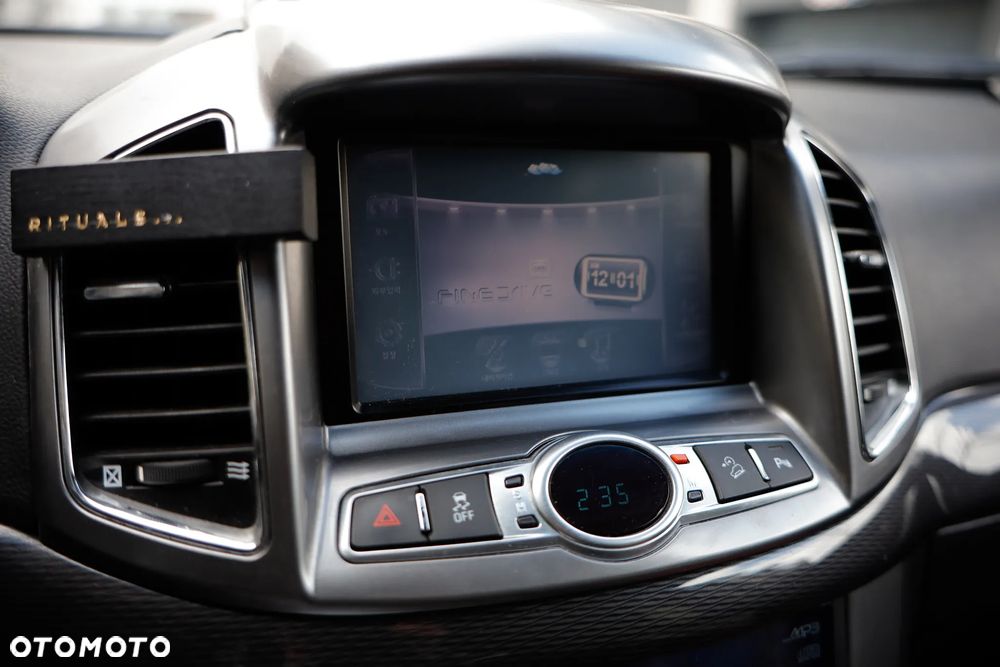 Chevrolet Captiva - 26